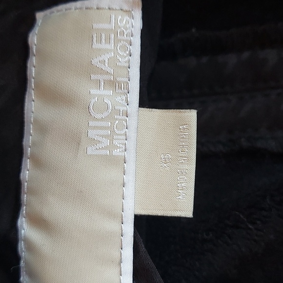 XS black Michael Kors herringbone winter jacket. - Picture 7 of 8